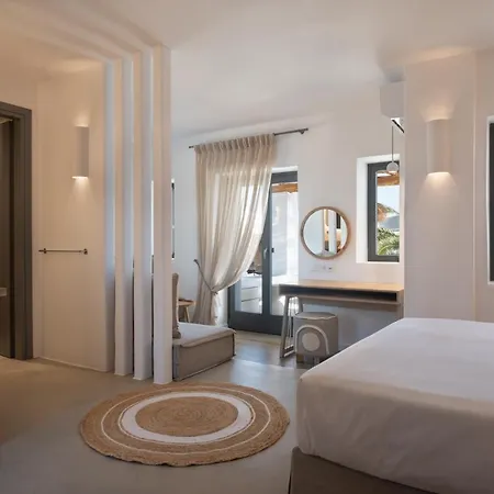 Kosmitis & Appartement Naousa