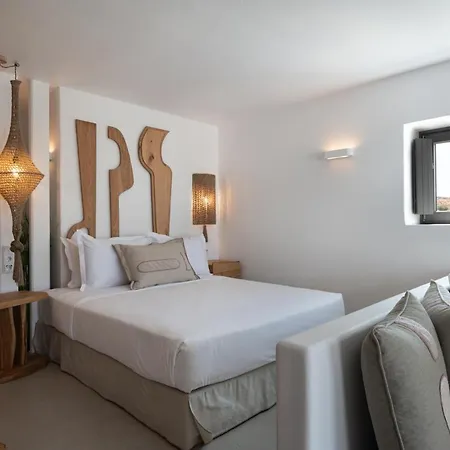Kosmitis & Appartement Naousa