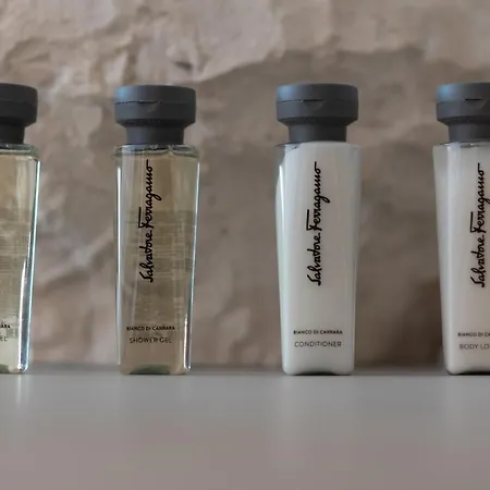 Kosmitis & דירה נאוסה