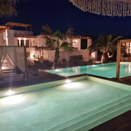 Kosmitis & דירה *