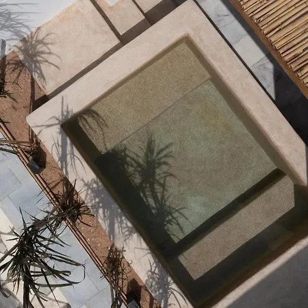 Διαμέρισμα Kosmitis & *