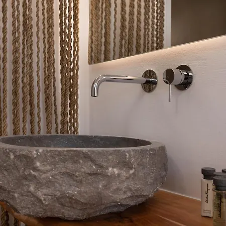 Kosmitis & דירה *