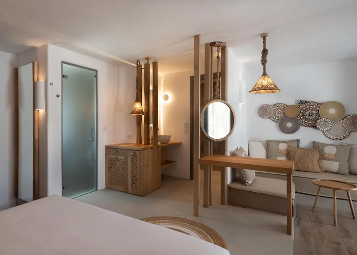 Kosmitis & 아파트 나오우사