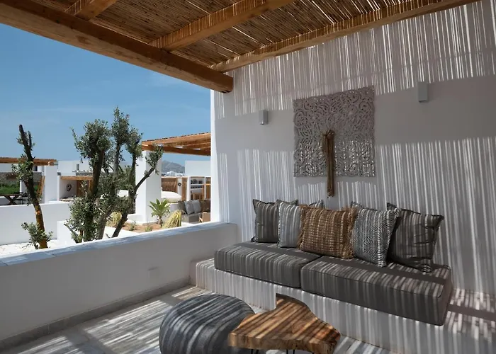 Kosmitis & Νάουσα