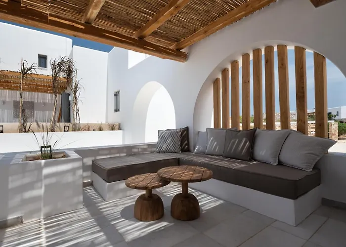 Kosmitis & Νάουσα